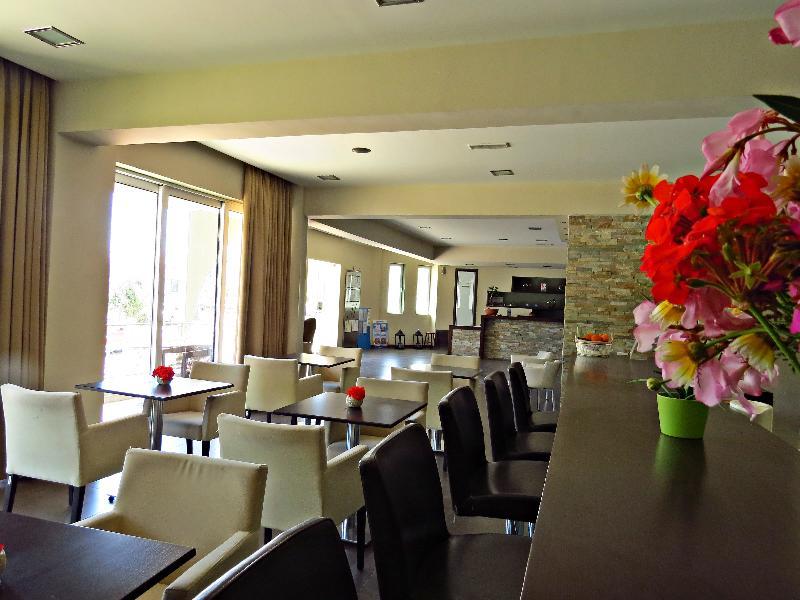 Maritime Hotel Apartments Petaloudes Εξωτερικό φωτογραφία