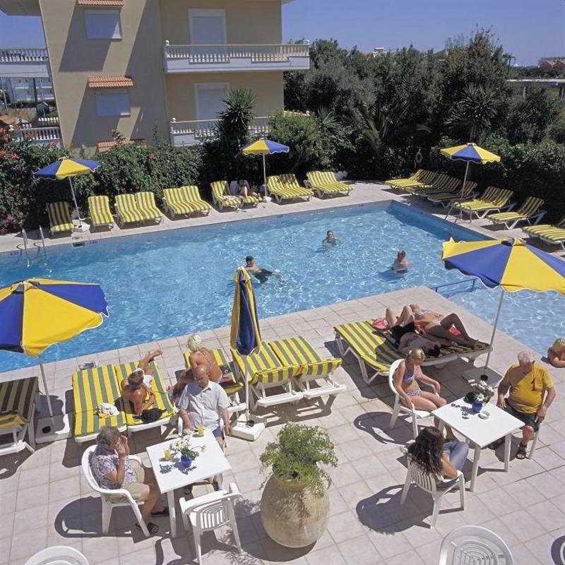 Maritime Hotel Apartments Petaloudes Εξωτερικό φωτογραφία