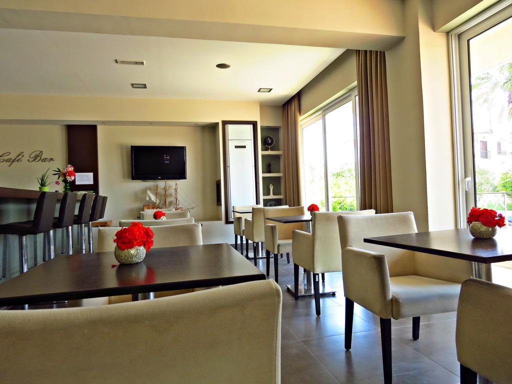 Maritime Hotel Apartments Petaloudes Εξωτερικό φωτογραφία