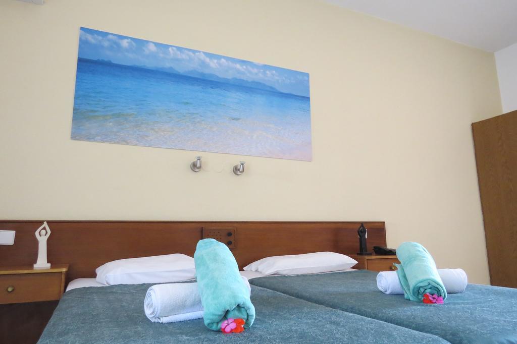 Maritime Hotel Apartments Petaloudes Εξωτερικό φωτογραφία